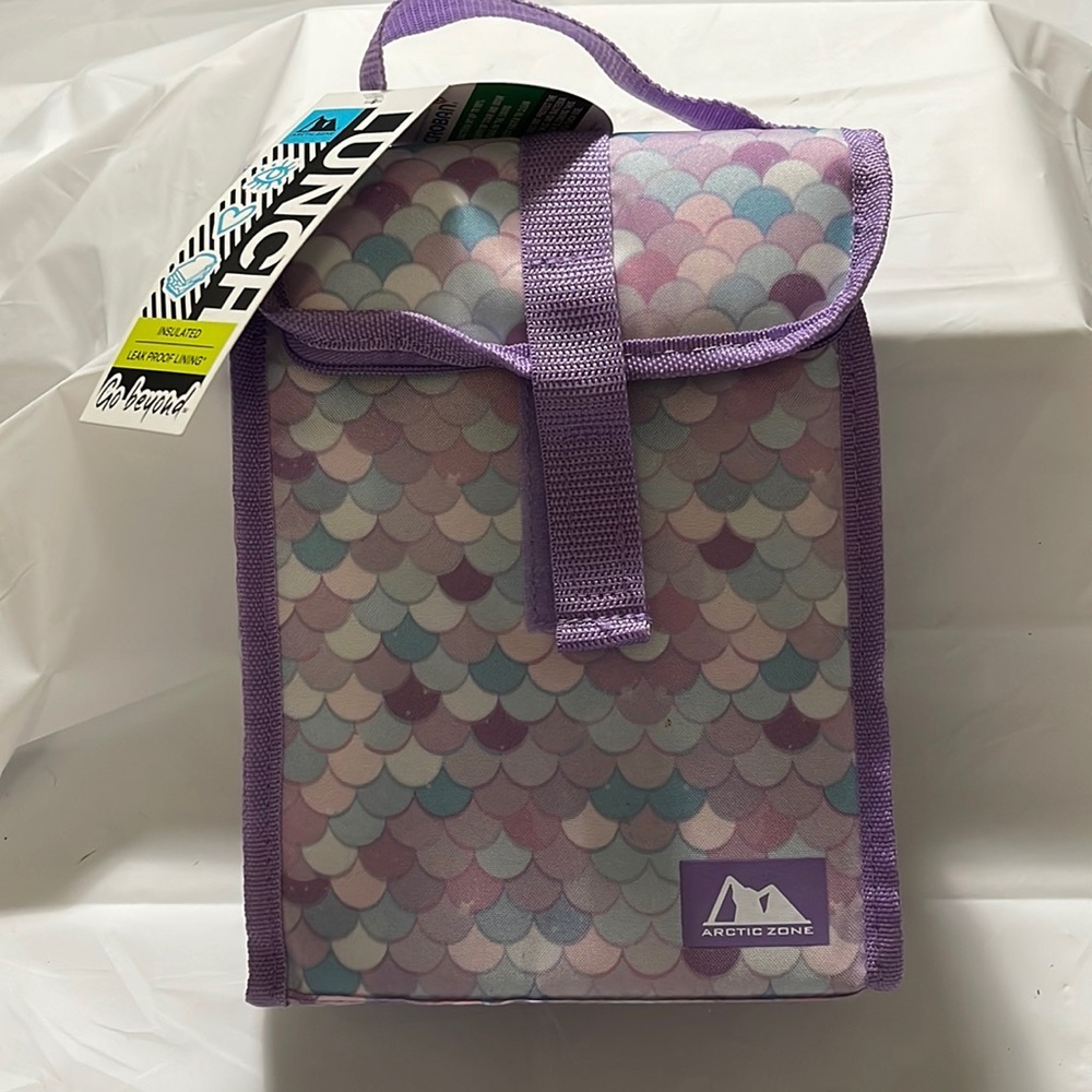 Arctic zone NWT Insulated Lunch Bag bag Velcro strap pink, purple and blue - Picture 1 of 7